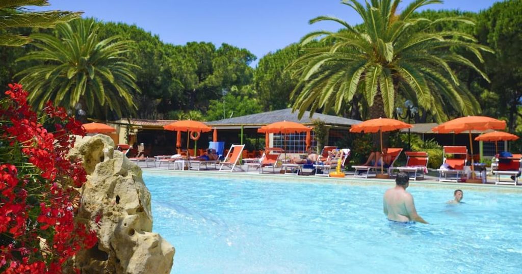 Hotel Oasis